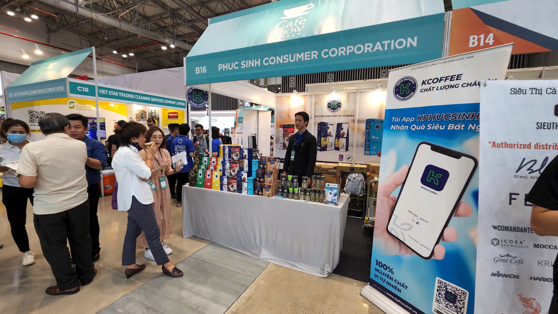 KHÔNG KHÍ GIAN HÀNG K COFFEE TẠI SỰ KIỆN VIETNAM INT'L CAFE SHOW 2022 DIỄN RA SÁNG NGÀY 21/07/2022
